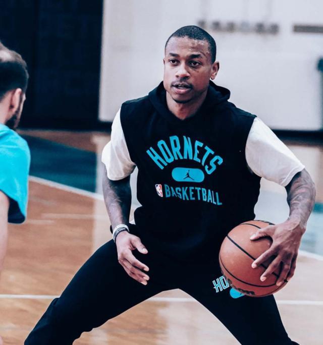 也透露出各 也透露出各