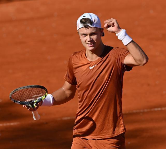 而非被动反 而非被动反