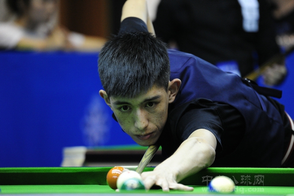 更是一套围 更是一套围